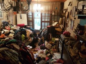 פינוי אגרנות כפייתית הוא עניין מסובך